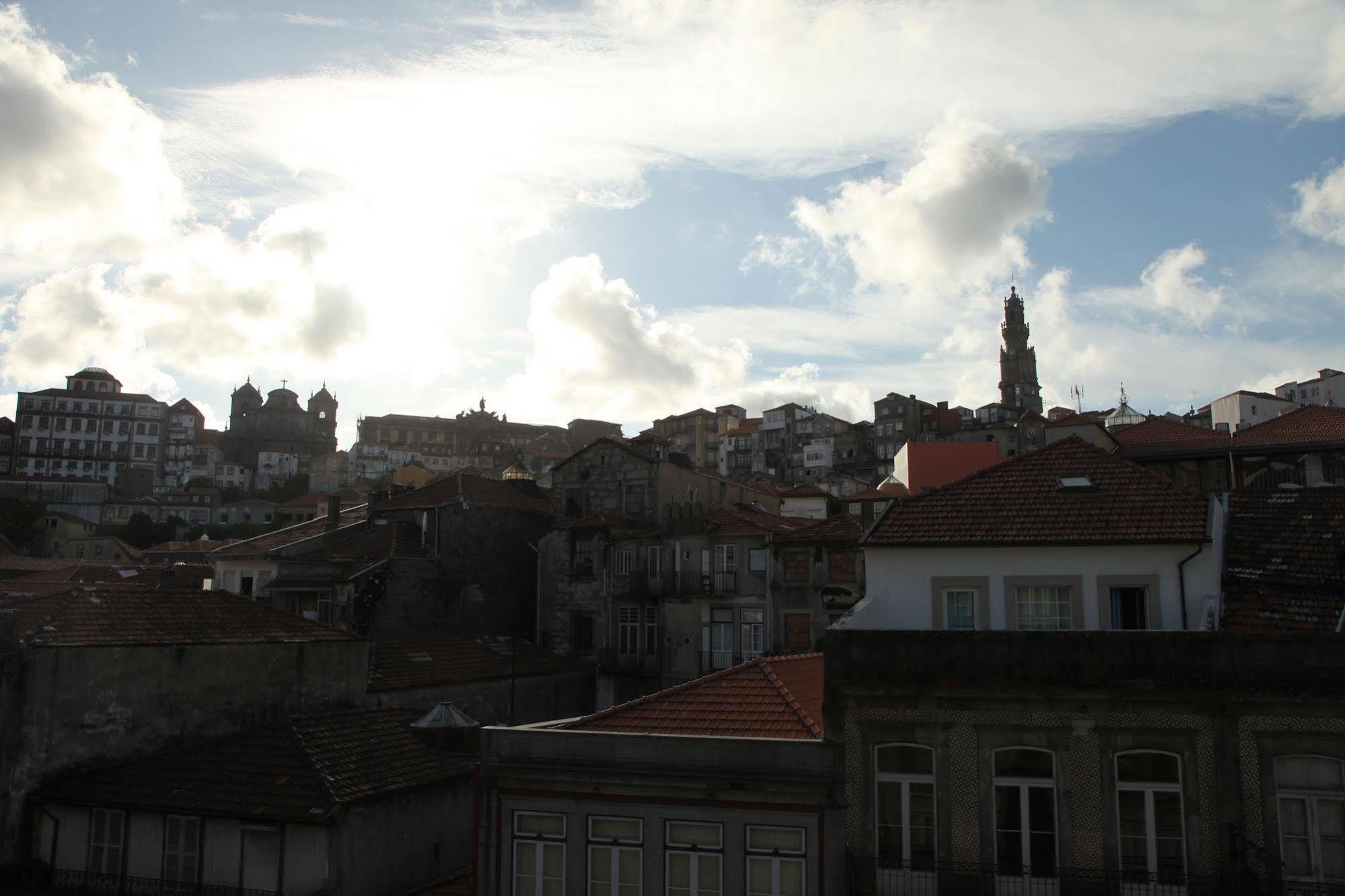 New Oporto Apartments - Mouzinho ภายนอก รูปภาพ