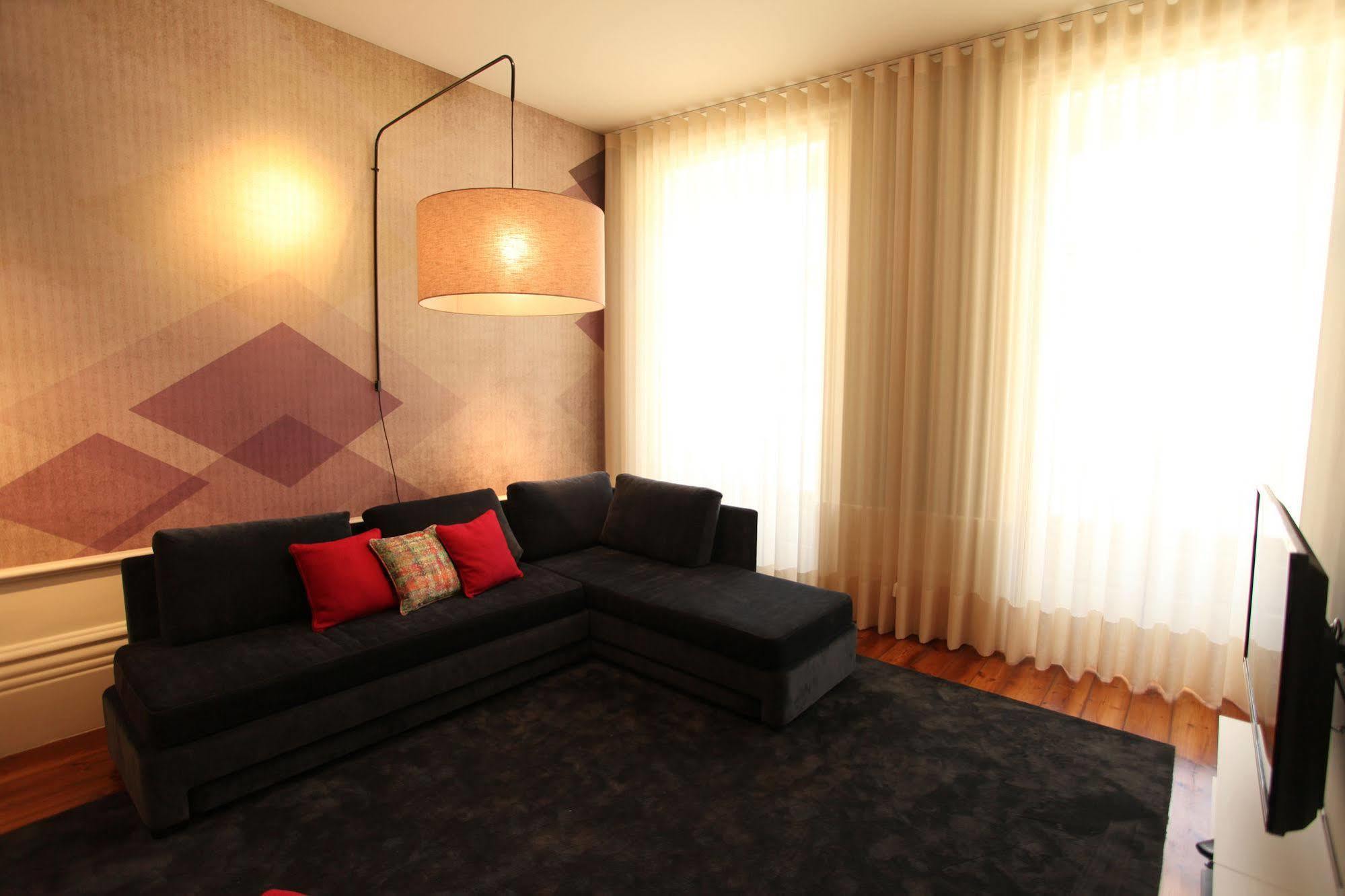 New Oporto Apartments - Mouzinho ภายนอก รูปภาพ