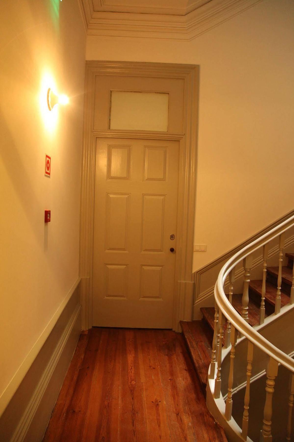 New Oporto Apartments - Mouzinho ภายนอก รูปภาพ