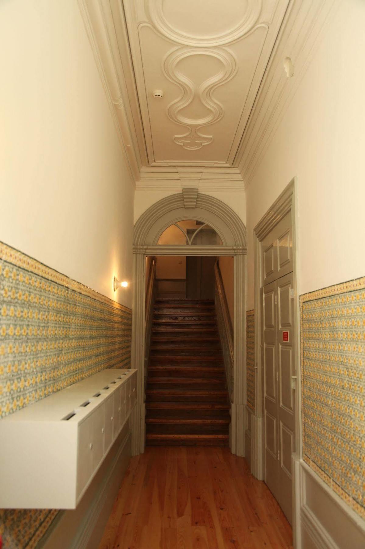 New Oporto Apartments - Mouzinho ภายนอก รูปภาพ