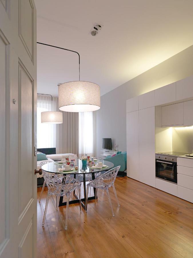 New Oporto Apartments - Mouzinho ภายนอก รูปภาพ
